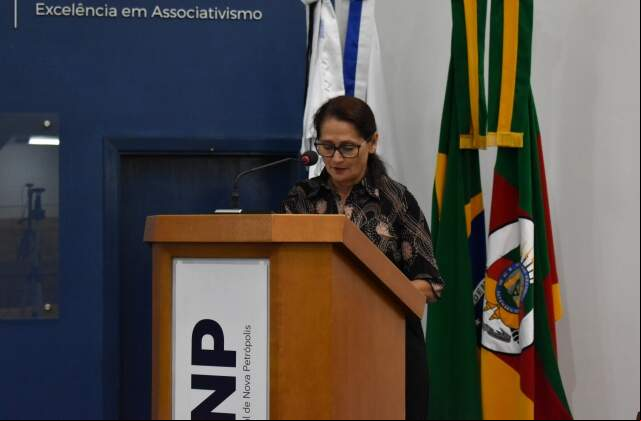 Neiva Flores Martins 
