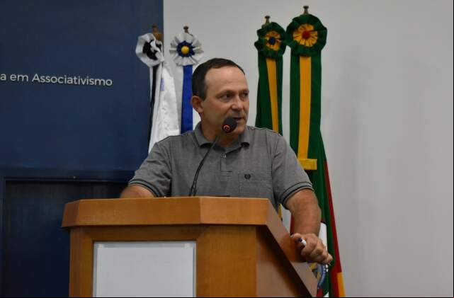 Tarcísio Brescovit
