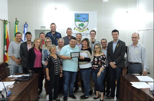 Homenagem 2