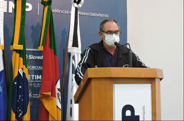 Egon Ackermann (Republicanos)