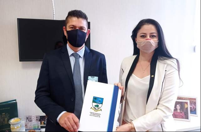 Alexandre da Silva e Liziane Bayer