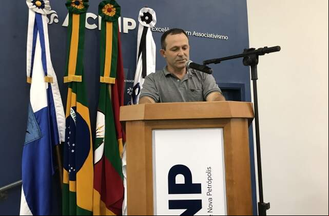 Tarcísio Brescovit 